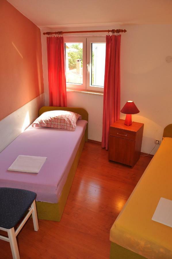 Apartments Villa Annika Slatine Eksteriør billede